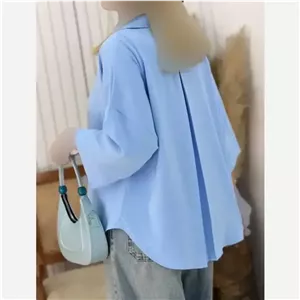 شومیز باکسی فلورا زنانه سایز فری تا 48 رنگ مشکی کرم آبی برنزی