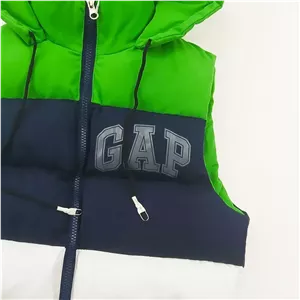 پافر پسرانه GAP سفید شمعی سه رنگ جیب دار