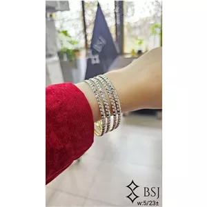 النگو زنانه مدلی شیک و درخشانZRB6