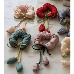کش موی ساتن آویز گلدار