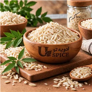 خلال بادام زمینی 100 گرم برای تزئین و تهیه انواع غذا، شیرینی، دسر و خوراکیهای سنتی و مجلسی.