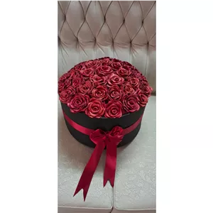 باکس گل روبانی 39 شاخه با شاین