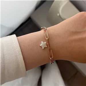دستبند آویز ستاره دار