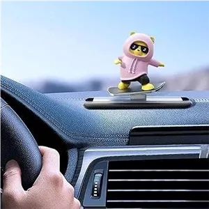 پاندا اسکیت سوار دکوری داشبورد ماشین