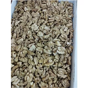 مغز گردو سفید تویسرکان 