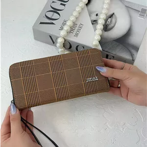 کیف پول زنانه طرح ورساچه چهارخانه قهوهای بنددار