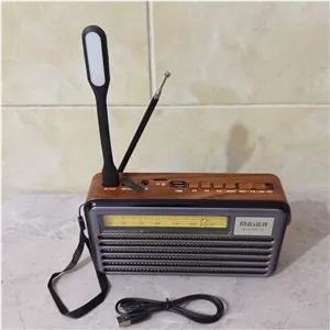 رادیو خورشیدی شارژی مایر meier