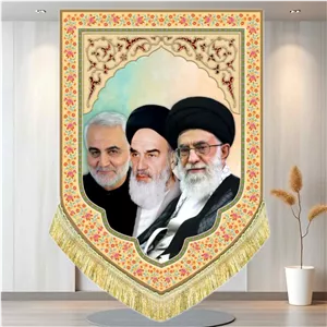 کتیبه مخمل تصویر آیت الله خامنه ای و امام خمینی و حاج قاسم سلیمانی