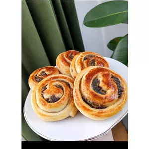 رول خرما و دارچین