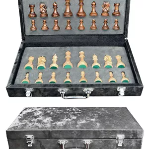 مهره شطرنج چوبی با کیف چرمی طرح سلطنتی A+ خودرنگ مات کد 10498
