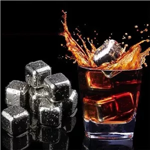 یخ استیل 8 عددی به همراه انبر سر سیلیکونی نقره ای
