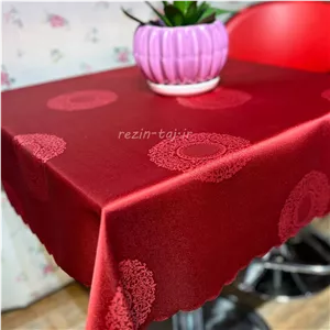 رومیزی ژاگارد مستطیل 180x150 زرشکی، طرح رمانس رزین تاژ