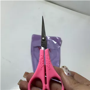 قیچی دسته صورتی کوچک