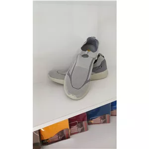 کفش اسکیچرز