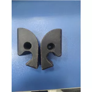 پایه نگهدارنده طاقچه(تاقچه)عقب زانتیا