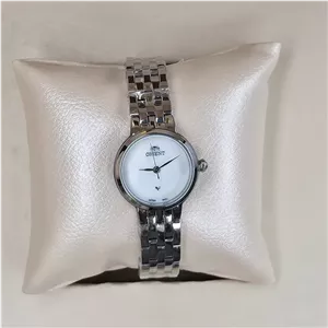 ساعت مچی عقربه ای اورجینال زنانه اورینت وی(V)نقره ای سفید مدل 842L