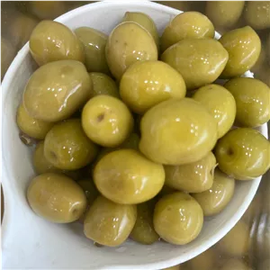 زیتون شور اویلا درجه یک ممتاز با هسته