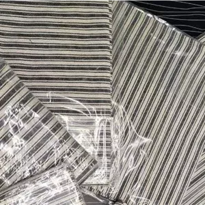 سفره نان سنتی یک در یک طرح راه راه ریز