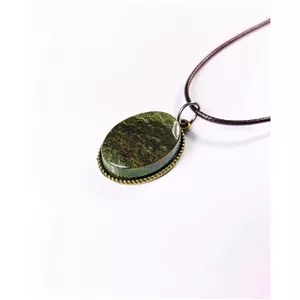 گردن اویز (مدال)سنگ عقیق خیلی خاص 