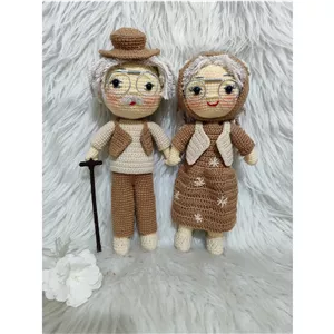 عروسک پدر بزرگ و مادر بزرگ