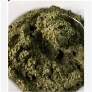 سبزی مرغ ترش محلی خرد شده