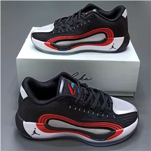کفش بسکتبال نایک لوکا 4 مشکی قرمز Nike Luka 4 Red