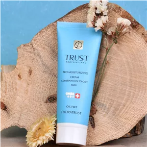 کرم آبرسان مرطوب کننده قوی پوست چرب تراست