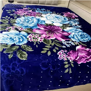 پتو دونفره شاپرک گلدار آبی کاربنی