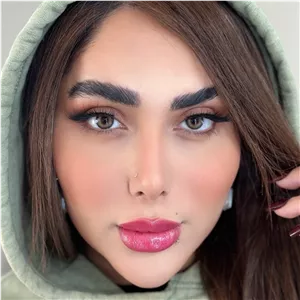 لنز آیس کالر چارمینگ گرین سبز عسلی
