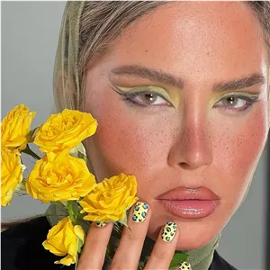 لنز مارلی مل سبز عسلی