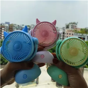 پنکه دستی شارژی(پس کرایه)