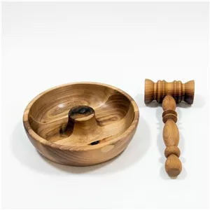 گردو شکن چوبی 