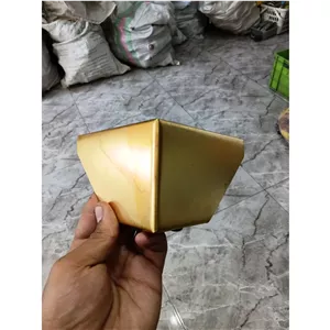 پایه 8 سانت 