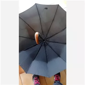 چتر تاشو اتوماتیک عصایی هشت فنره آب گریز با کاور مردانه و زنانه