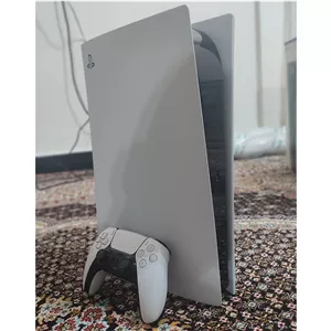 پلی استیشن 5 استاندارد فت 825 گیگ 