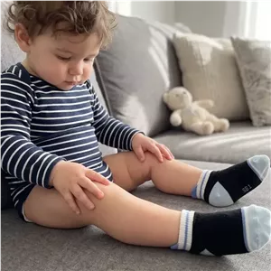 جوراب پسرانه پنبهای ایرانی