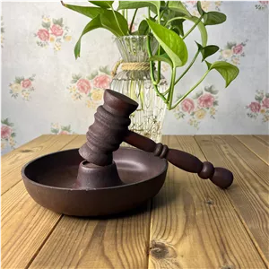 گردو شکن سنتی