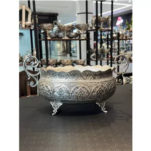 کشکول چهارپایه سایز 8 قلمزنی اسلیمی اعلا