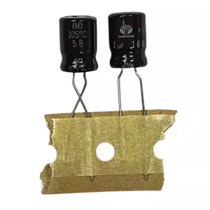1UF 160V مرغوب برند DAEWOO