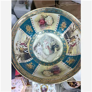 قاب وقدح ورسای اصل. 30 35 زرشکی بسیارکمیاب 