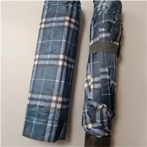 چتر تاشو دو نفره طرح چهارخانه 10 فنره ضد باد