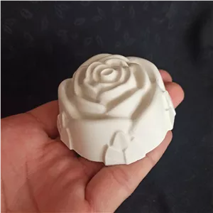 بیس خام گل رز جنس سنگ مصنوعی ، بیس خام گل رز مناسب شمع سازی ،بیس گل ، گل تزیینی،گیفت گل ، مجسمه گل رز صد برگ ، غنچه