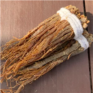 جینسینگ قرمز اصل دختر پیچ بهترین نوع جنسینگ( نرم و تازه)