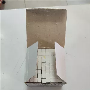 گچ تخته سیاه گرد و مکعبی و رنکی 