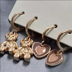 گوشواره برند ای ام