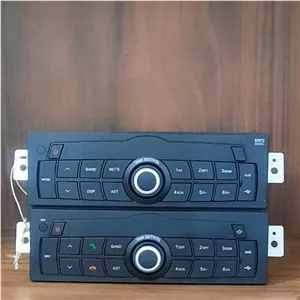 ضبط فابریک دارای بلوتوث فلش خور  aux خور  اتصال به ساعت (پس کرایه ارسال با تیپاکس )