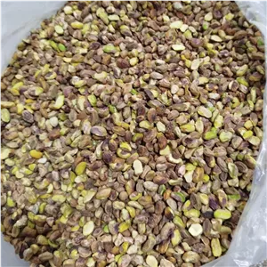 مغز پسته 