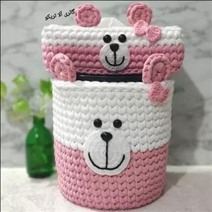 ست تریکویی جادستمالی و سطل زباله آشغال اتاق کودک و سیسمونی نوزاد  دخترانه مدل خرسی تدی صورتی سفید گالری آلا تریکو