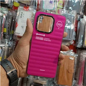 گارد POCOX6PRO شیائومی مدل یانگ کیت رنگ صورتی