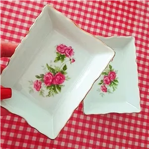 مرباخوری گلسرخی 